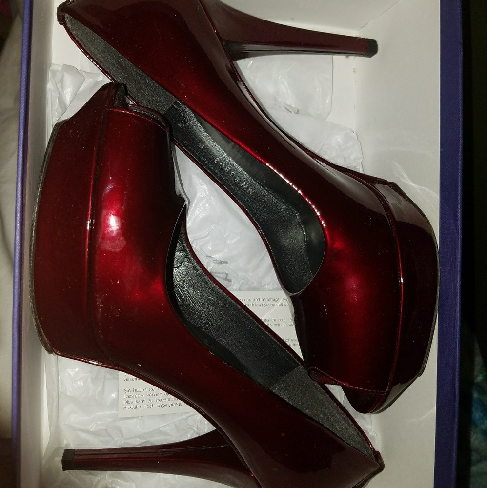 Stuart weitzman euc 9m red high heels patent